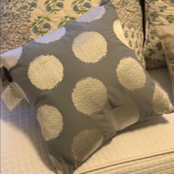 Max Studio Other - NWT pillow.